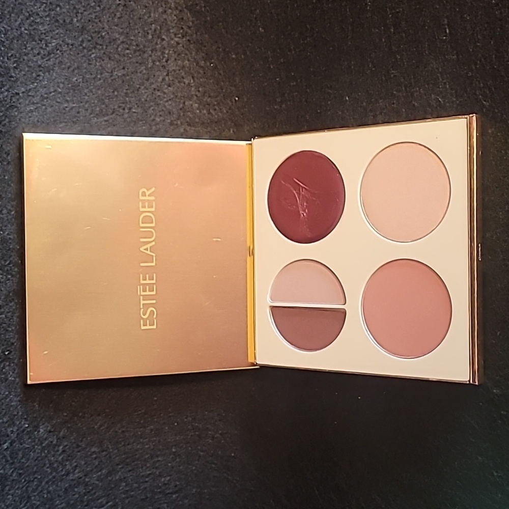 Estee Lauder Two-In-One Eyeshadow/Lipstick/Blush Compact Discounted Shipping!